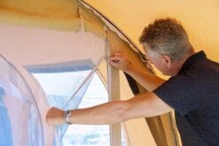 Karsten Tunneltent Opera 2400 - Beige -Camping Gasstel Winkel 59130 002