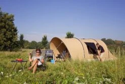 Karsten Tunneltent Opera 2400 - Beige -Camping Gasstel Winkel 59130 006