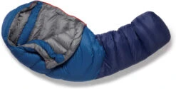 Rab Slaapzak Alpine 400 Left Zip - Ink -Camping Gasstel Winkel Rab slaapzak alpine 400 ink long schuin