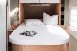 Walra Jersey Hoeslaken Queens Bed Wit -Camping Gasstel Winkel Walra Jersey Queens Wit Omgeving