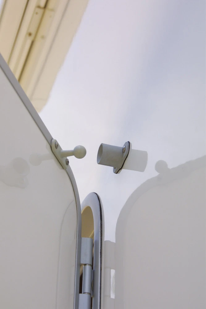 Fiamma Deurvanger Kunststof Grijs 5 Fiamma Deurvanger Kunststof Grijs - Afbeelding 3